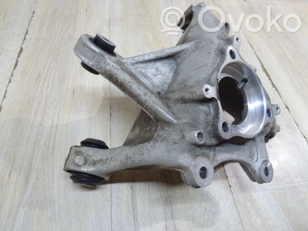 Achsschenkel hinten   128841100A,128841100A