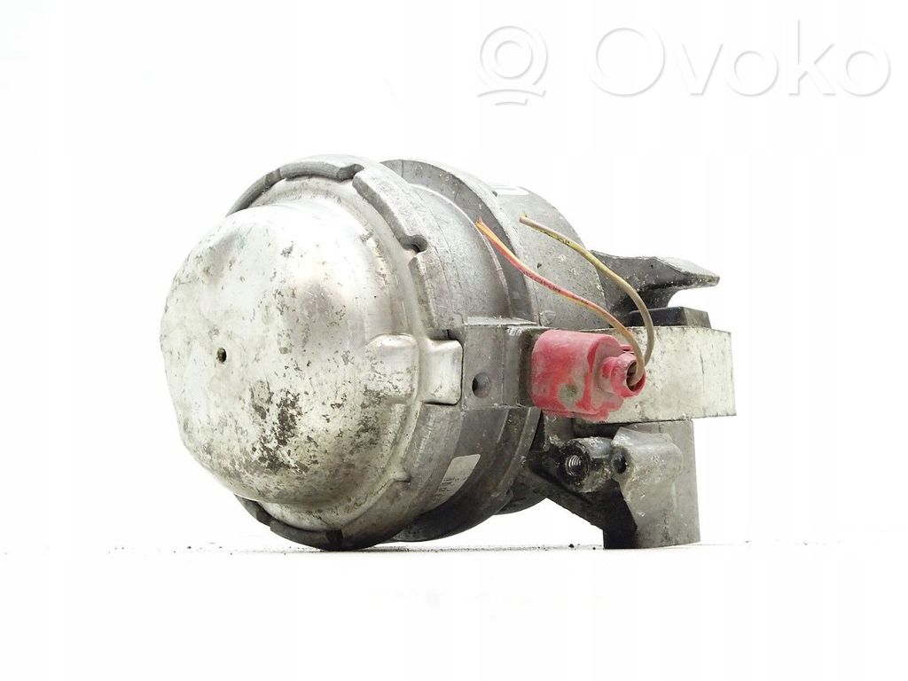 Audi A8 S8 D4 4H Engine mount vacuum valve 