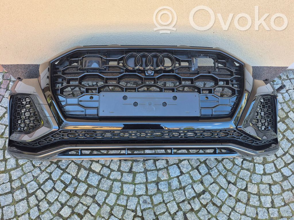 Audi RS Q8 Bară față 