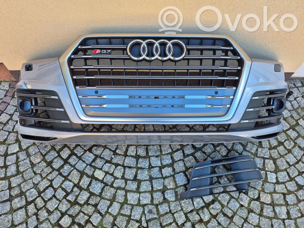 Audi Q7 4M Priekinis bamperis 