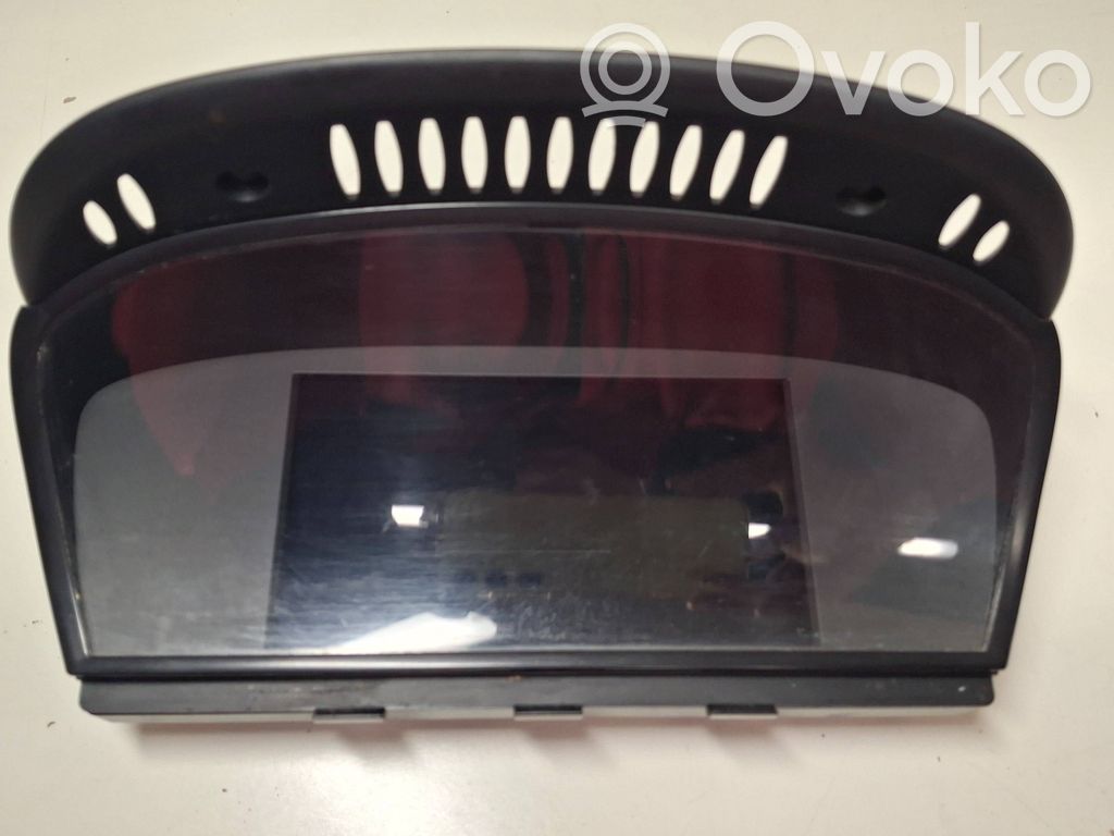 Screen/display/small screen   794100,611260002040,A2C53283457,9151975,9151977