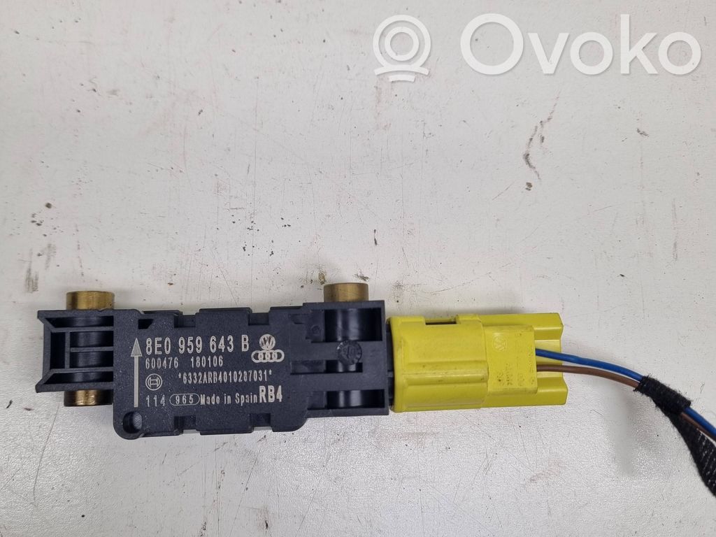 Audi A4 S4 B7 8E 8H Sensore d’urto/d'impatto apertura airbag 