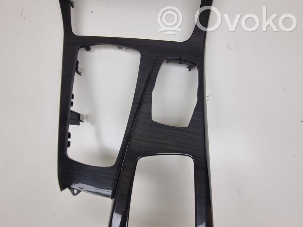 BMW 5 F10 F11 Alte piese de interior 