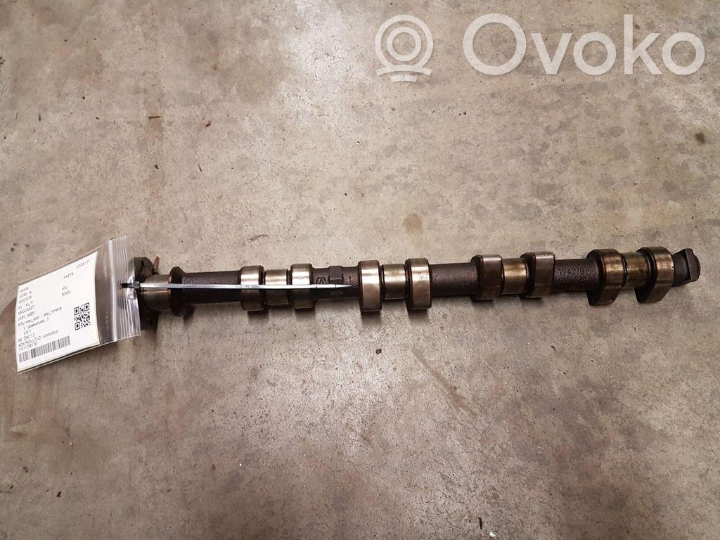BMW 8 E31 Camshaft 