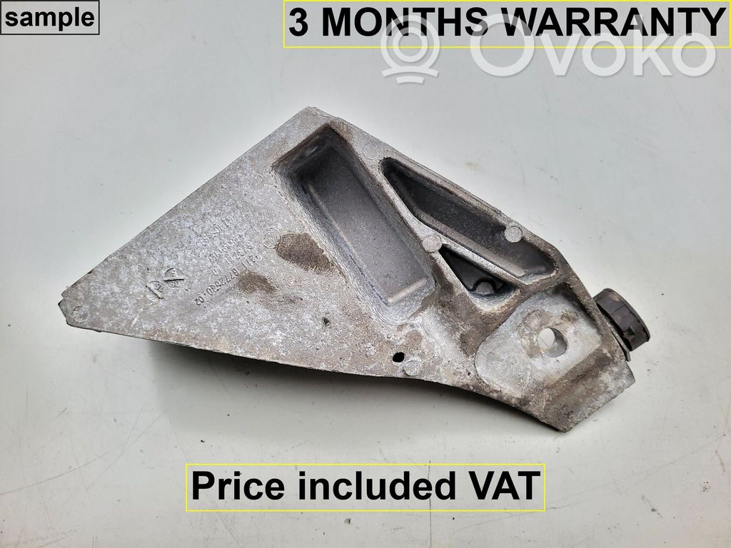 BMW X5 E70 Engine mounting bracket 