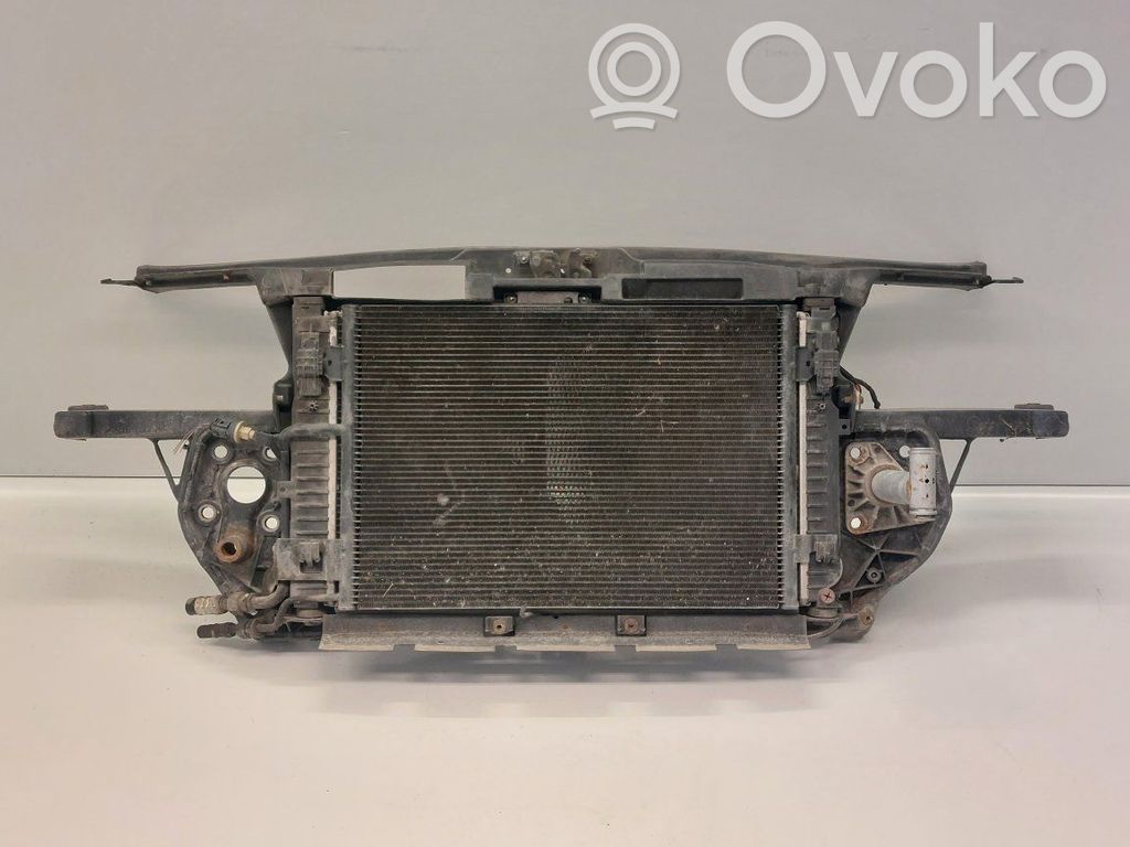 Audi A6 S6 C5 4B Radiatoru panelis 