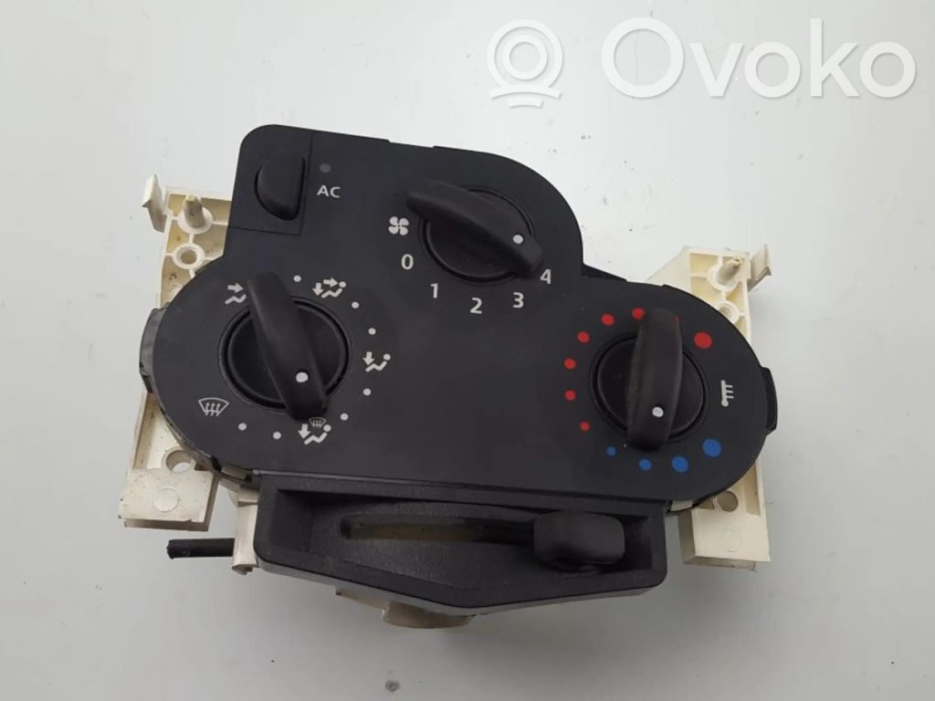 Dacia Logan I Climate control unit 