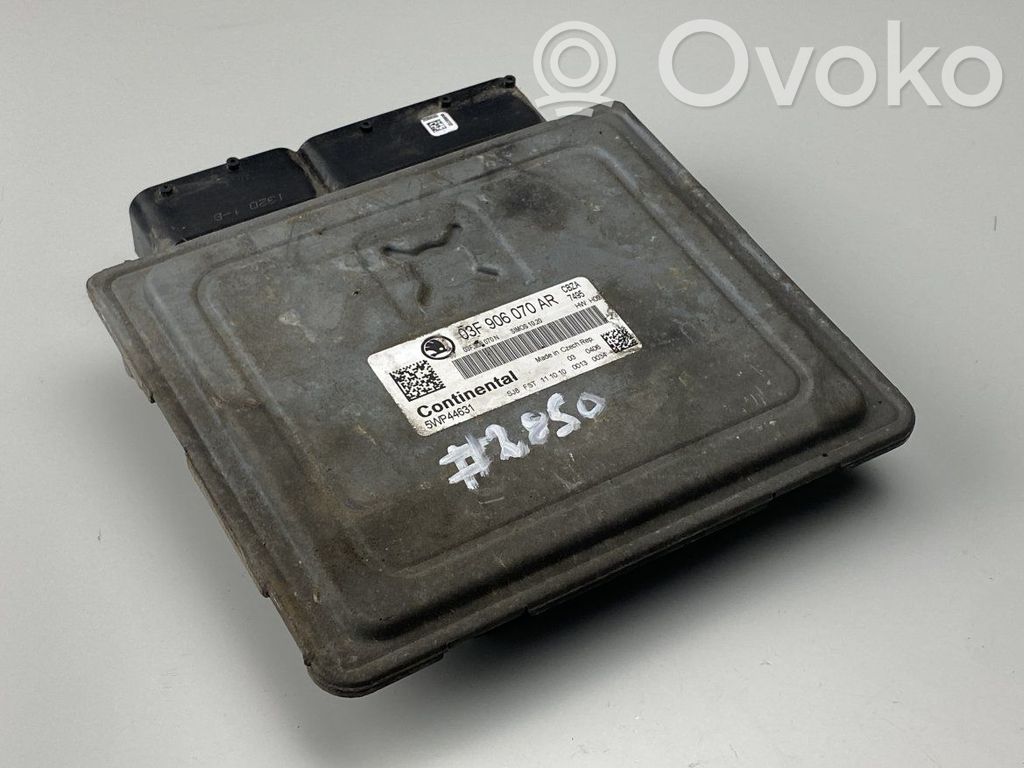 Skoda Roomster (5J) Engine control unit/module 