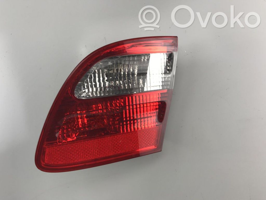 Mercedes-Benz E W211 Tailgate rear/tail lights 