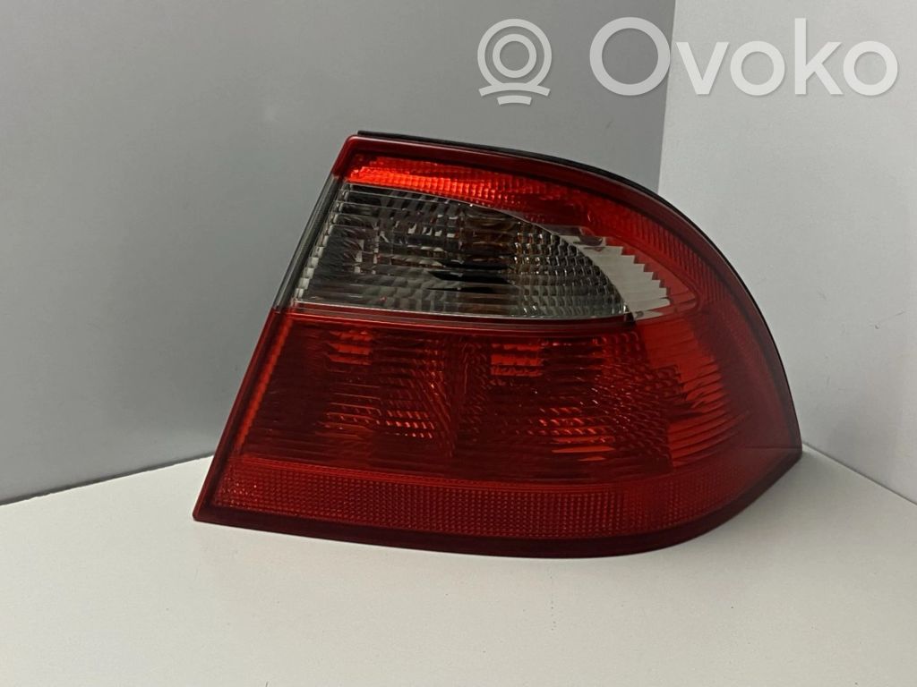Saab 9-5 Galinis žibintas kėbule 