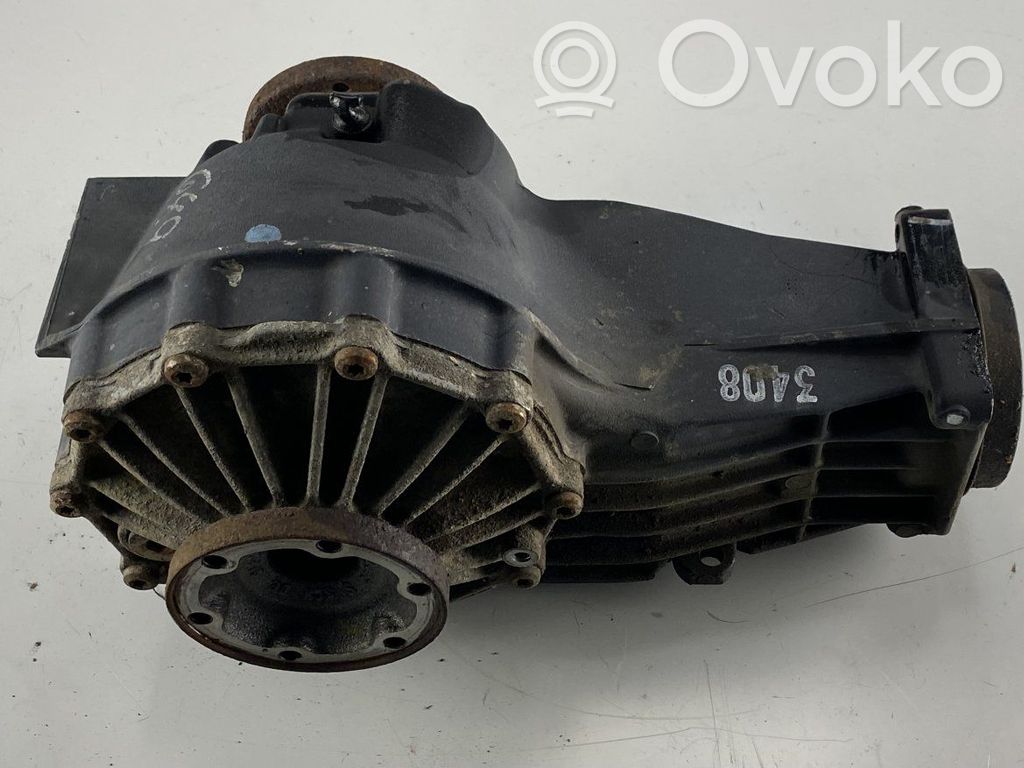 Audi A8 S8 D3 4E Galinis reduktorius 