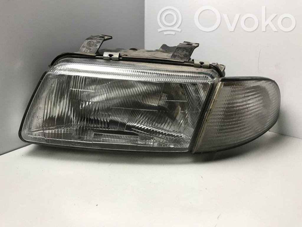 Audi A4 S4 B5 8D Scheinwerfer 