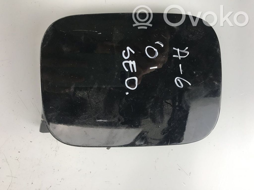 Audi A6 S6 C5 4B Fuel tank cap 