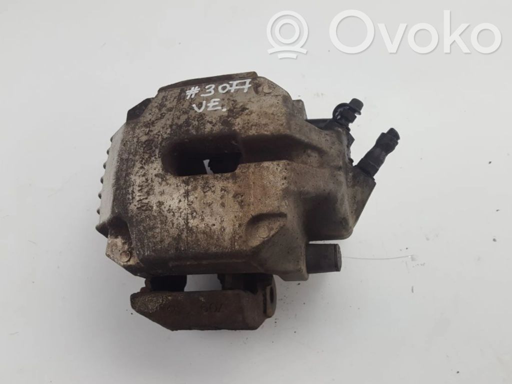 Caliper de freno delantero