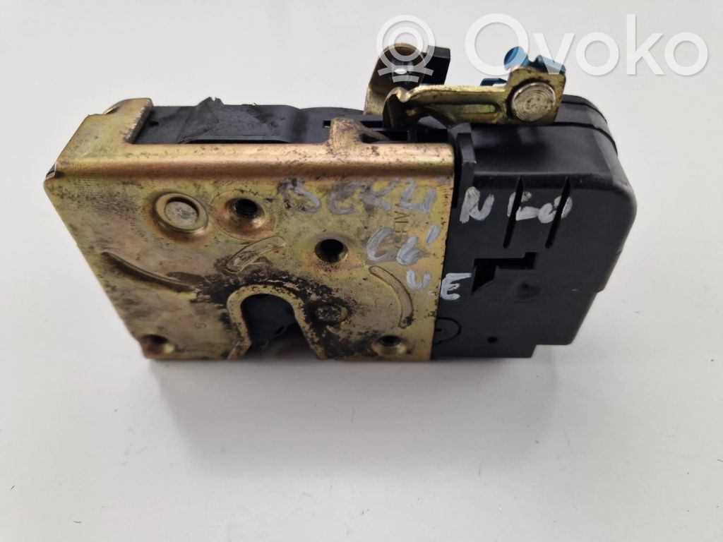 Zamek drzwi przednich   9135H6,9135H6