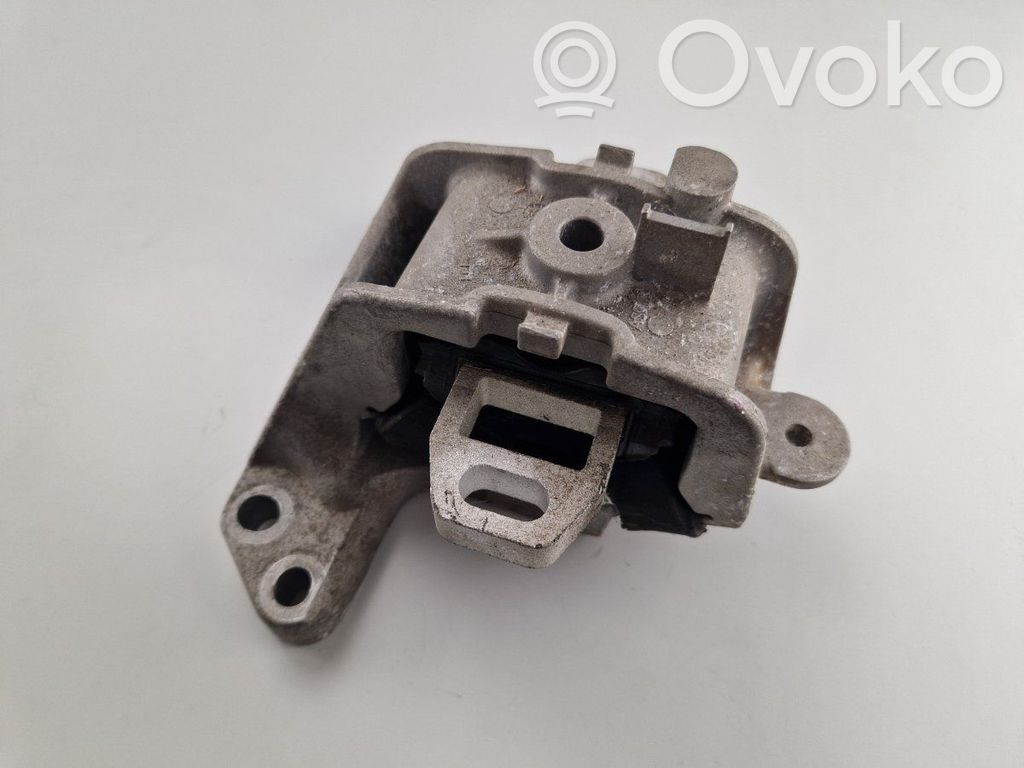 Citroen C5 Engine mount bracket 