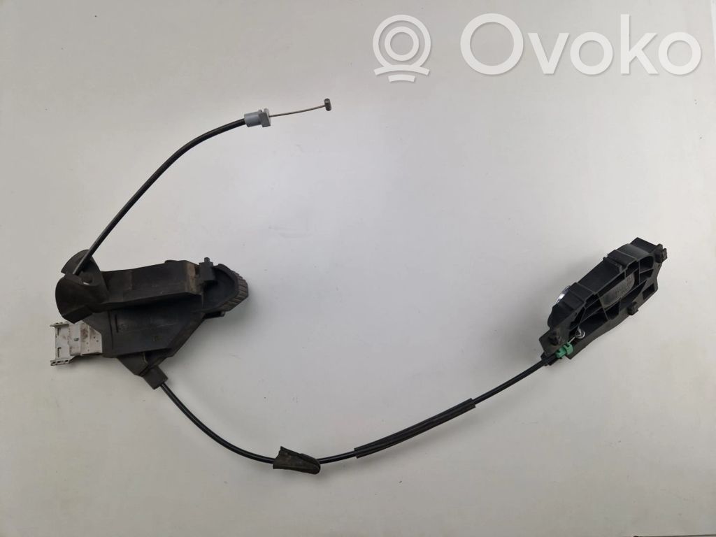 Citroen C4 I Priekšpusē slēdzene 