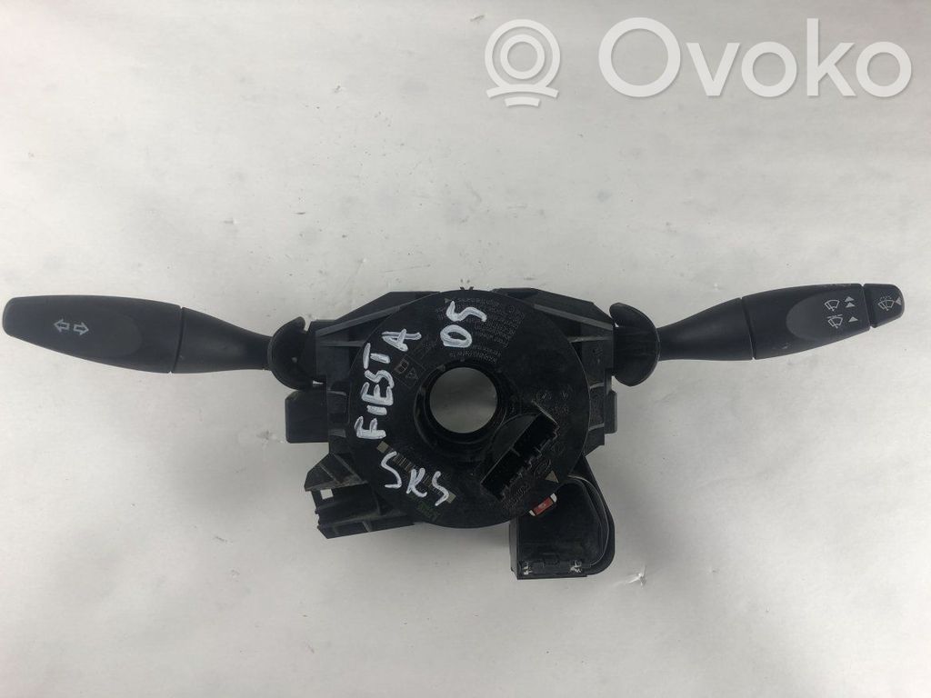 Ford Fiesta Interruptor/palanca de limpiador de luz de giro 