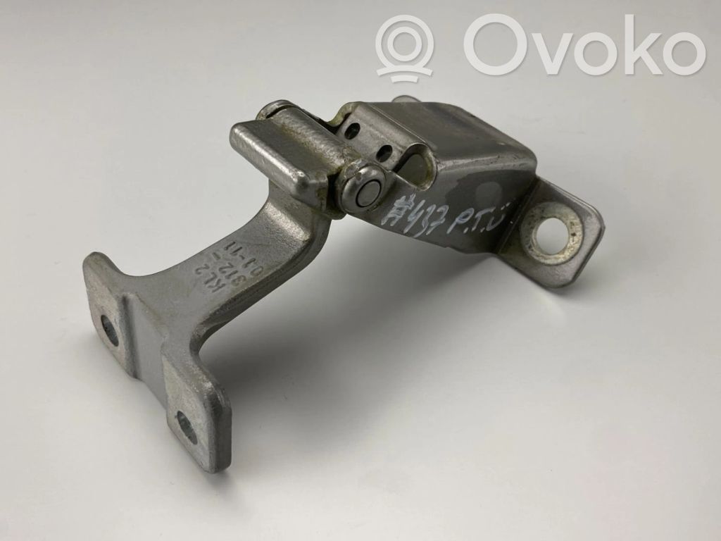 Renault Kangoo II Loading door upper hinge 