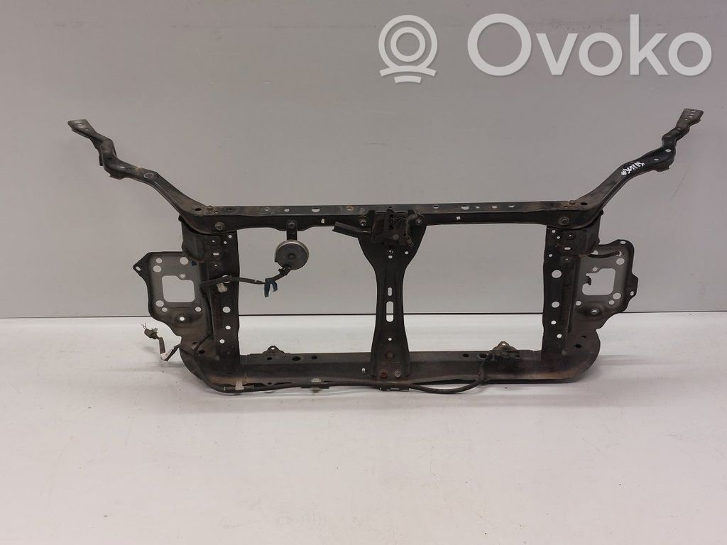 Subaru Legacy Radiatoru panelis 
