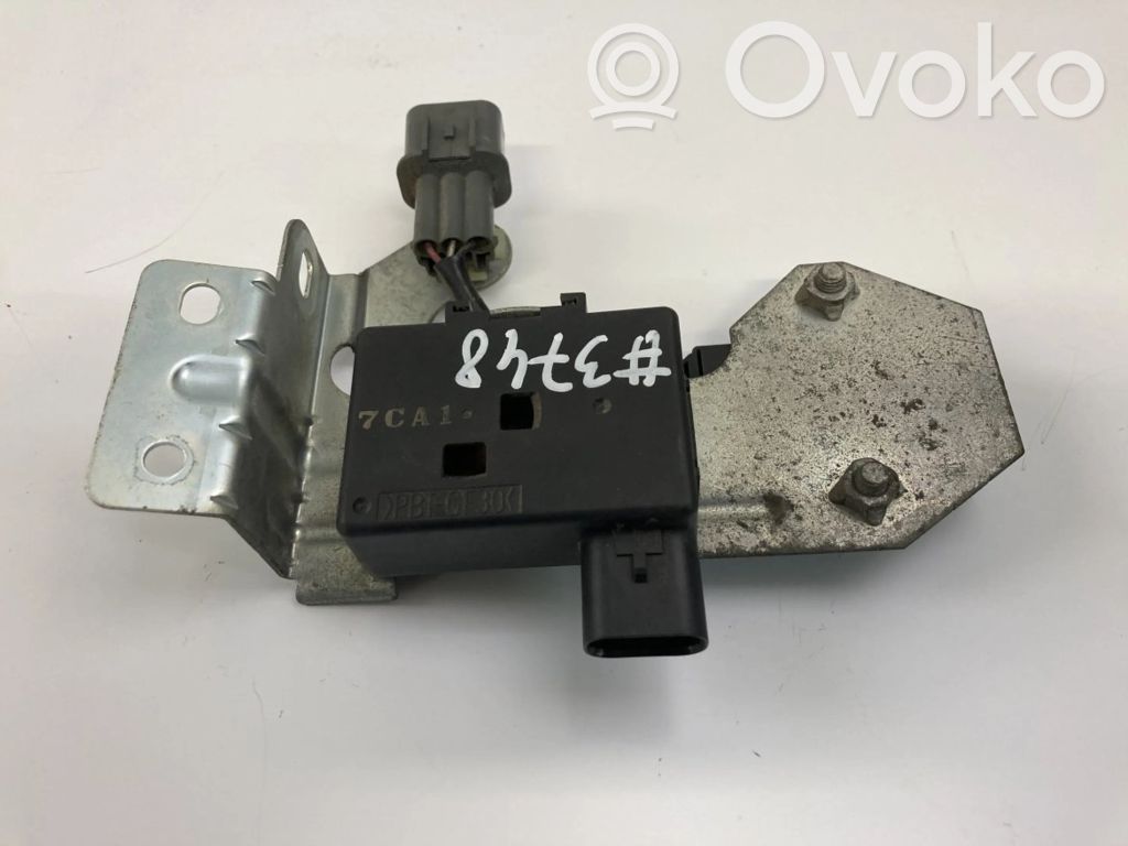 Mitsubishi Outlander Radio antenna 