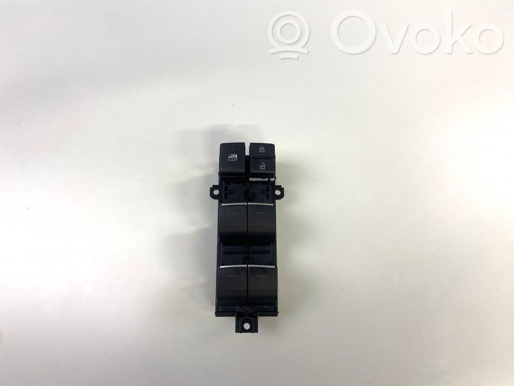 Electric window control switch   TM0216,TM0216,8404002160