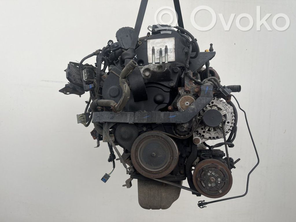 Silnik   UGCB,UGCB,AV209B325AC,STX100375
