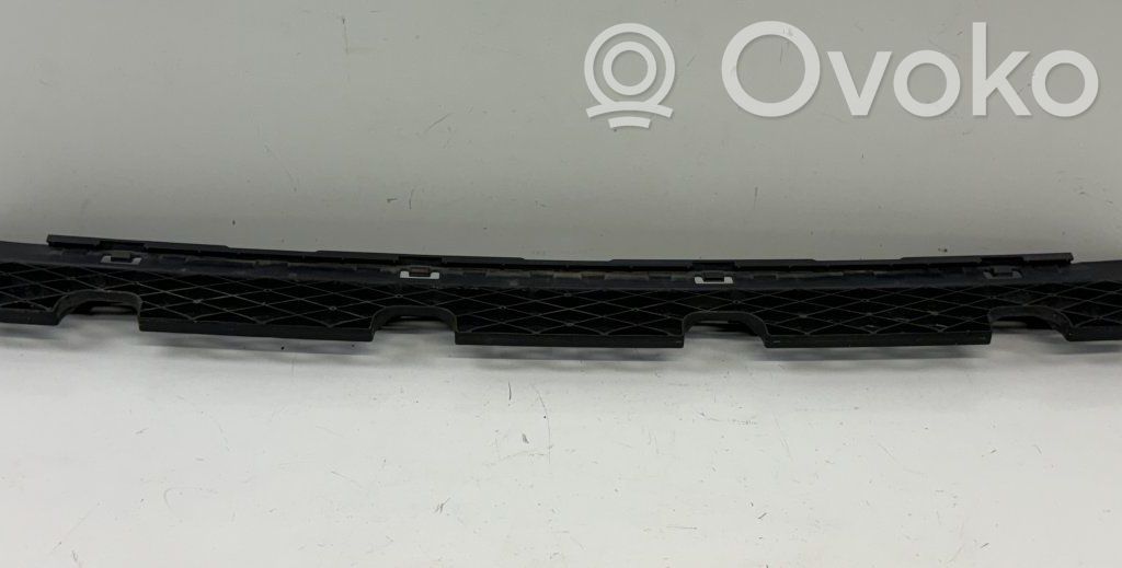 Volkswagen PASSAT B7 Soporte de montaje del parachoques trasero 