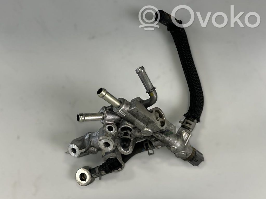 Mazda 3 II Tubo principal de alimentación del combustible 