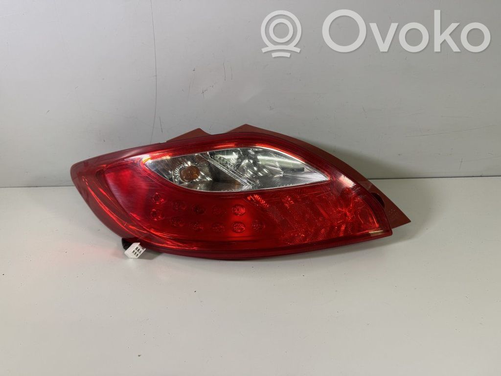 Mazda 2 Takavalot 