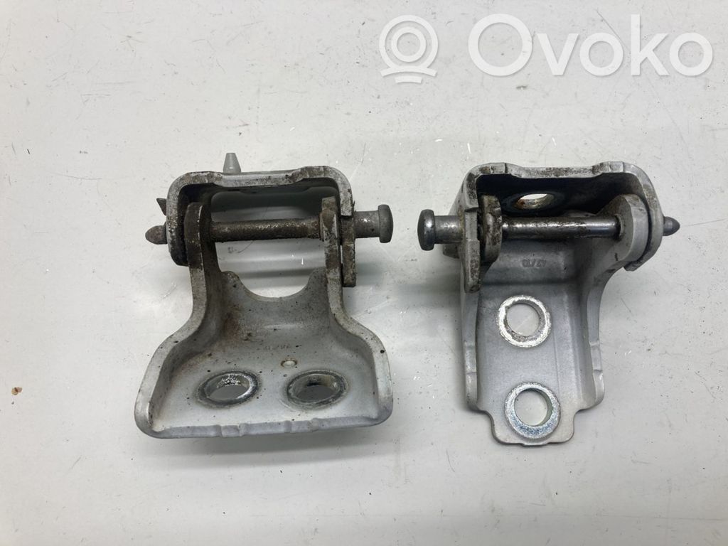Peugeot 508 Front door lower hinge 