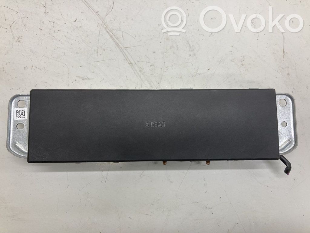 BMW 2 F46 Airbag pentru genunchi 