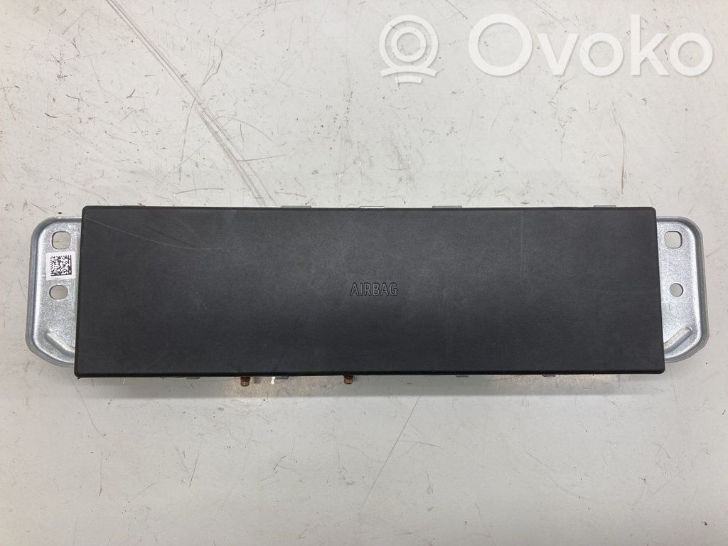 BMW 2 F46 Airbag pentru genunchi 