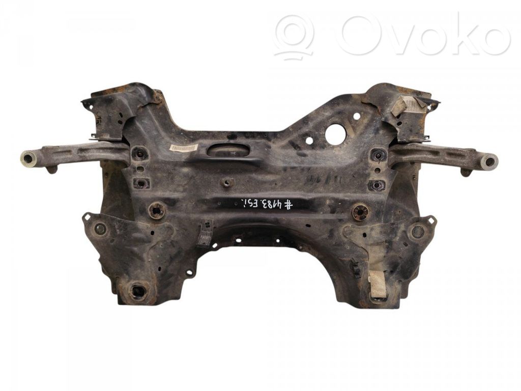 Peugeot 5008 II Front subframe 