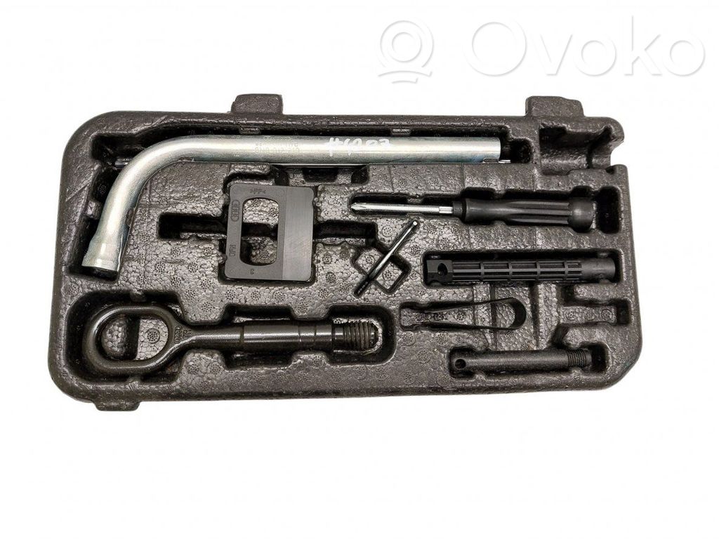 Audi A6 C7 Set di attrezzi 