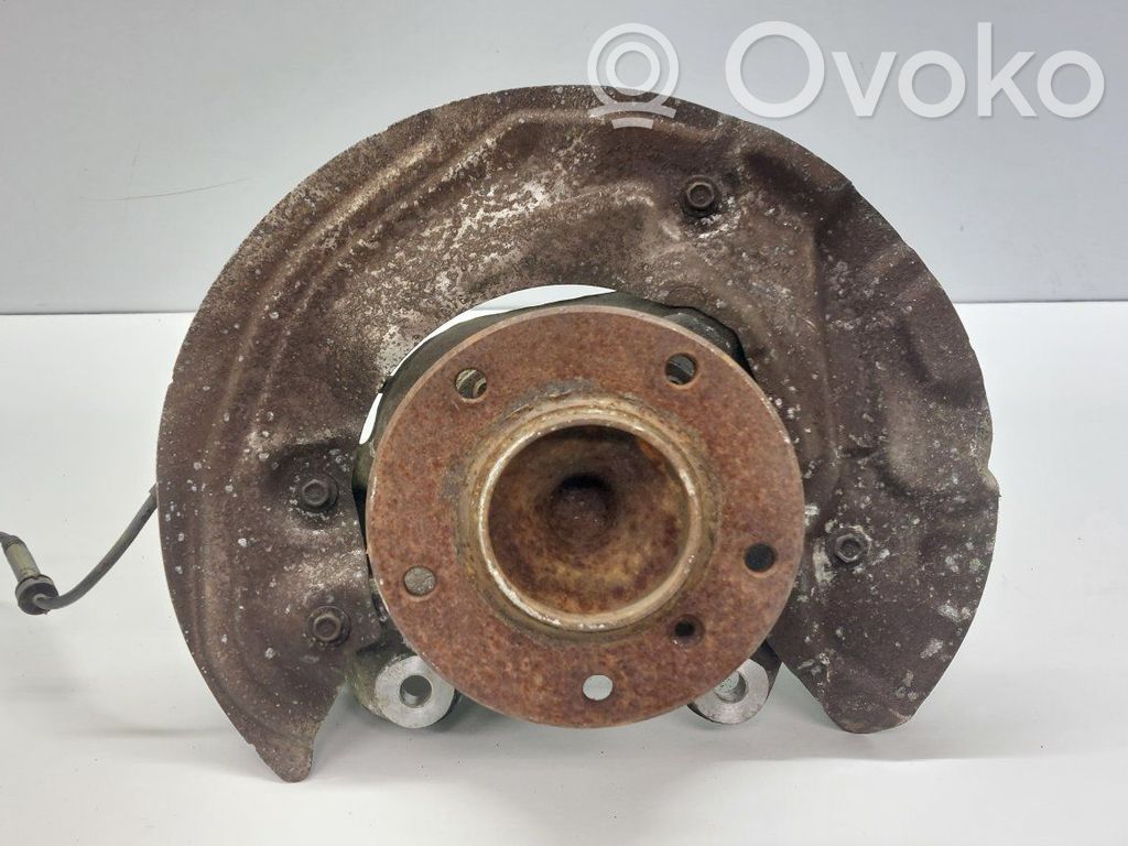BMW 1 E81 E87 Achsschenkel vorne 