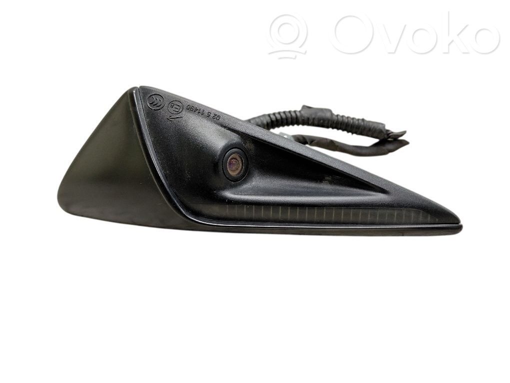 Tesla Model 3 Wing mirror camera 