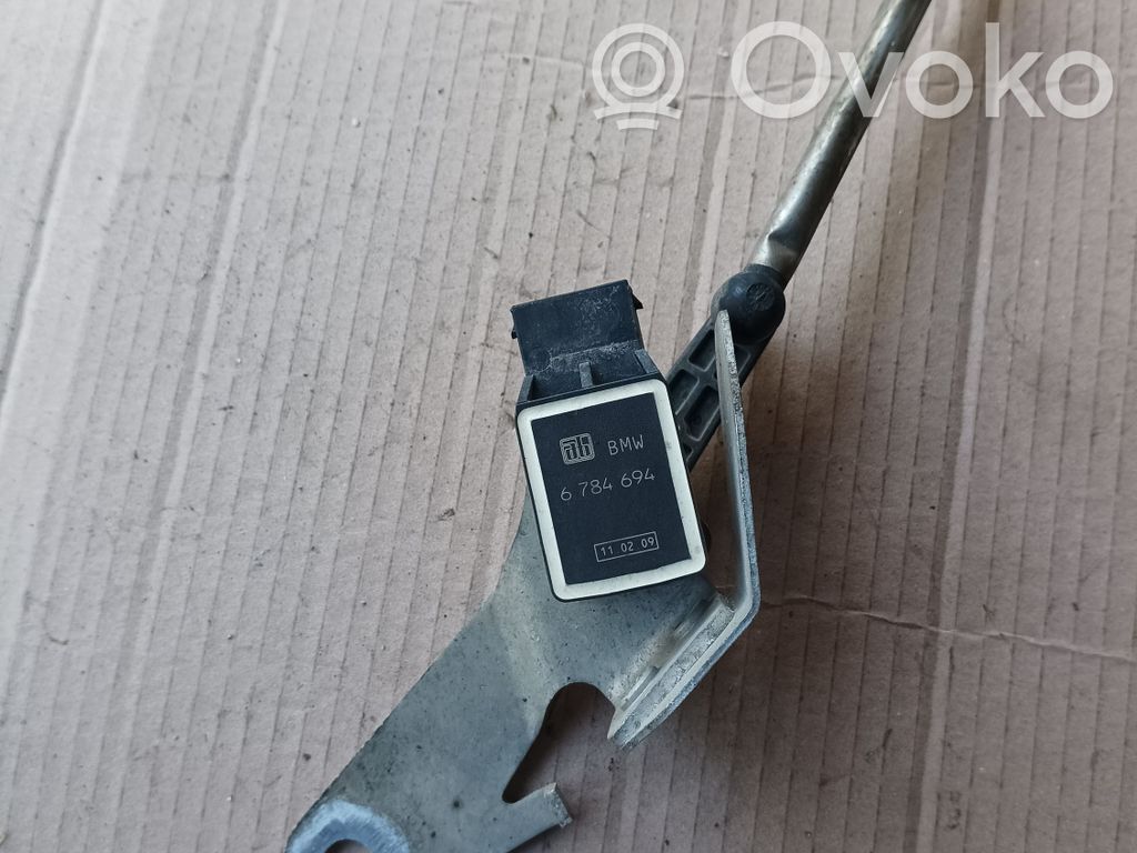 Air suspension front height level sensor   6784694,110209