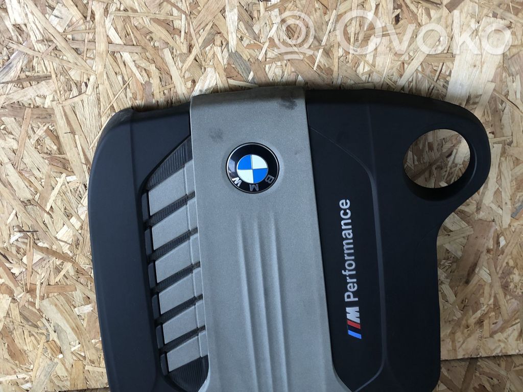 BMW X6 E71 Osłona górna silnika 