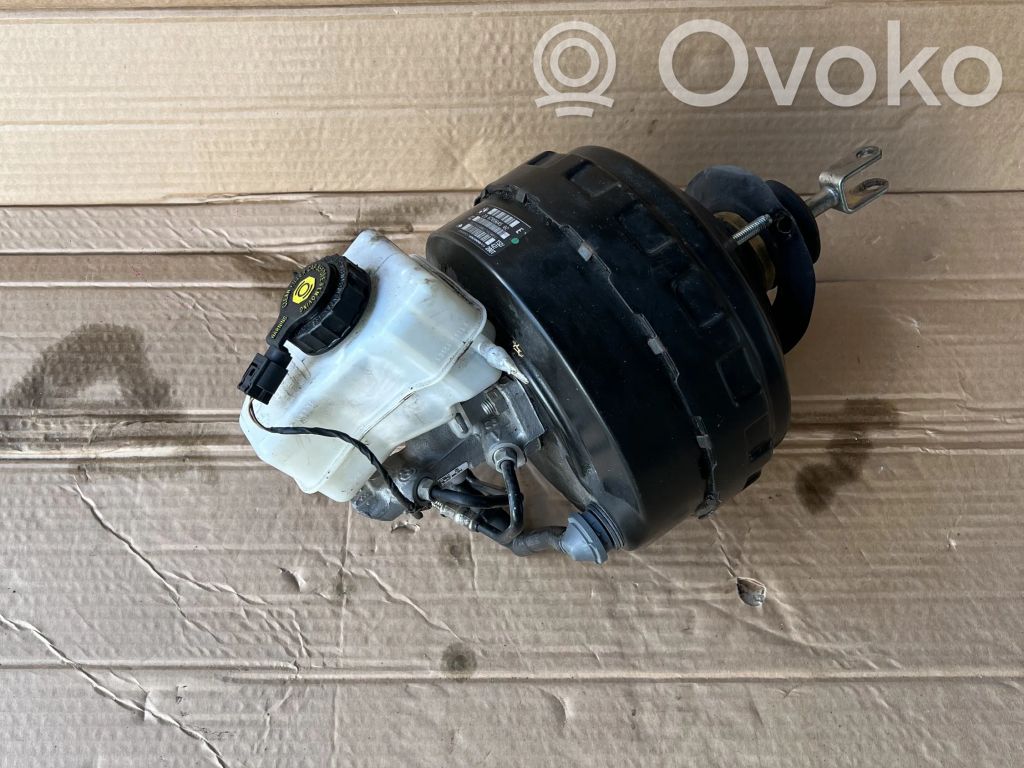 BMW 1 E81 E87 Brake booster 