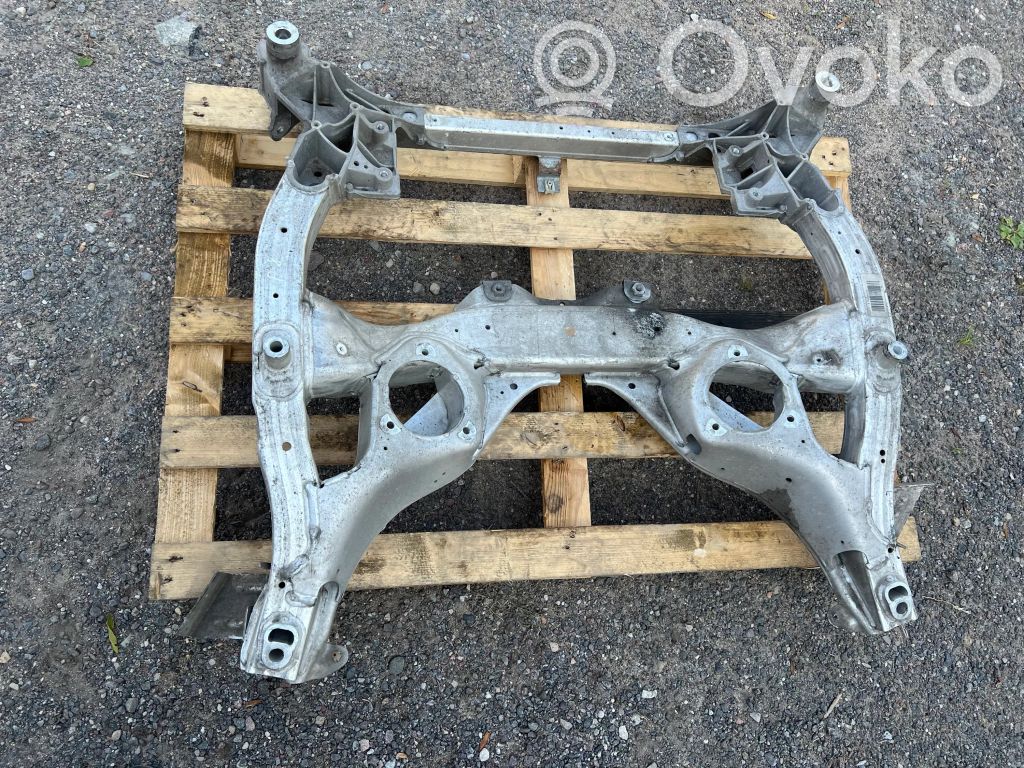 BMW 5 F10 F11 Rama pomocnicza przednia 