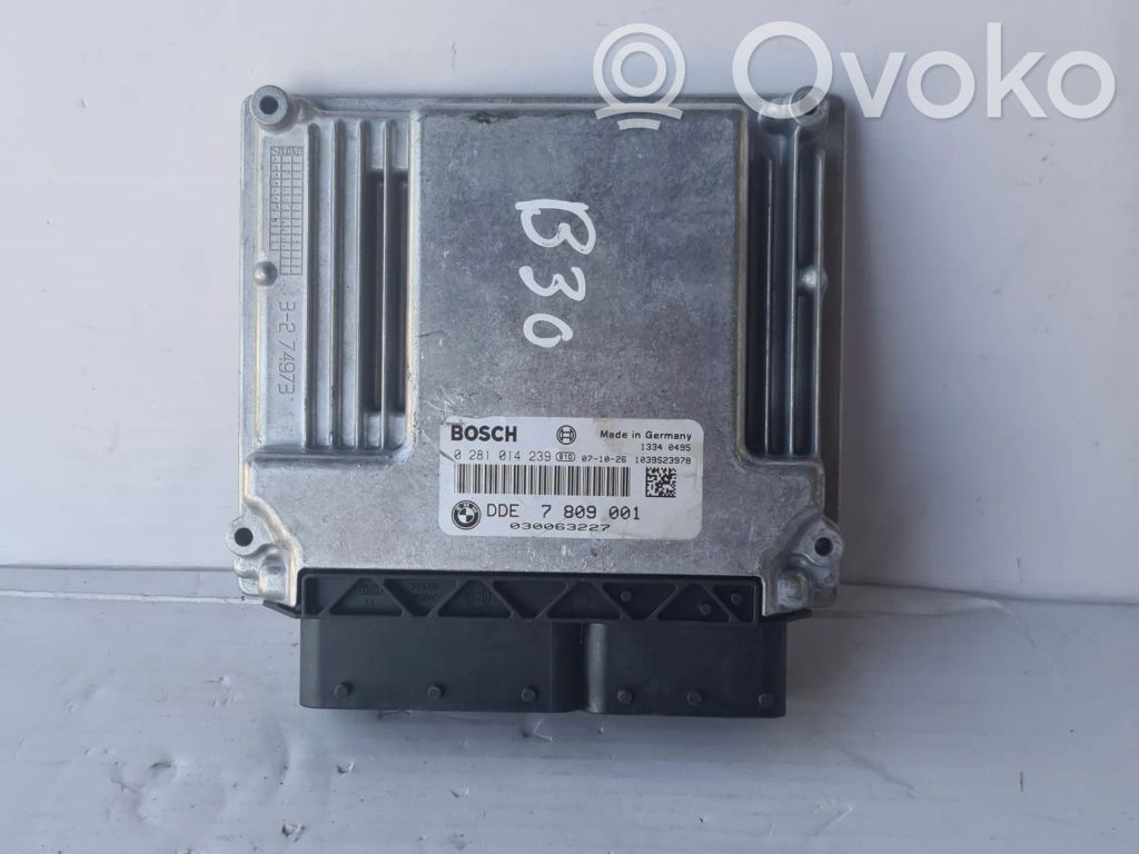 BMW 1 E81 E87 Engine control unit/module 