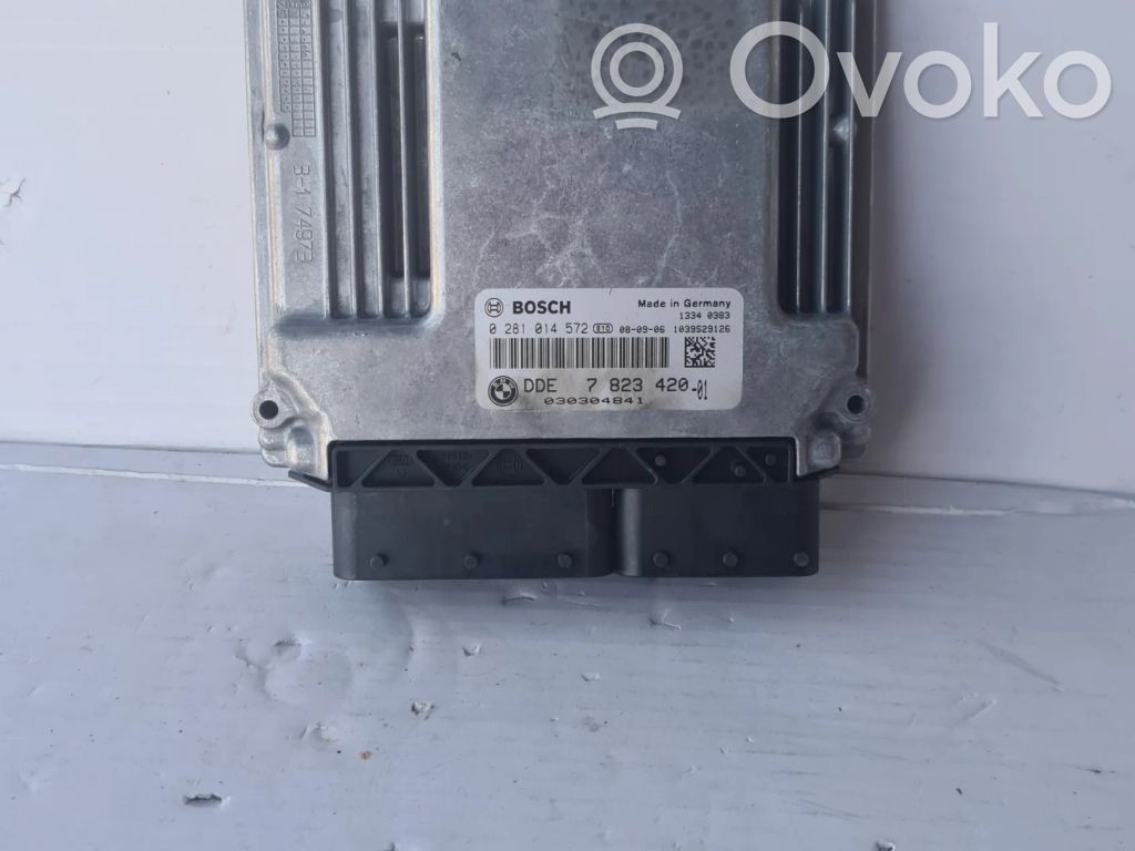 BMW 1 E81 E87 Engine control unit/module 