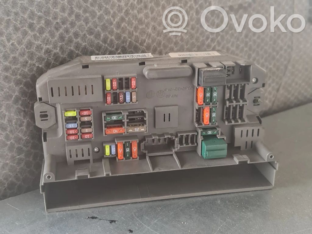 BMW X6 E71 Fuse box set 
