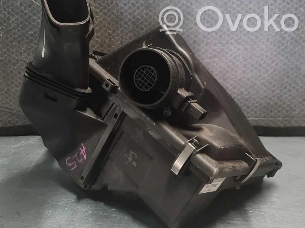 BMW 3 E90 E91 Air filter box 