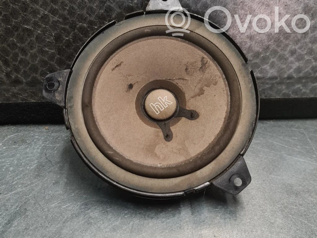 BMW 3 E46 Front door speaker 