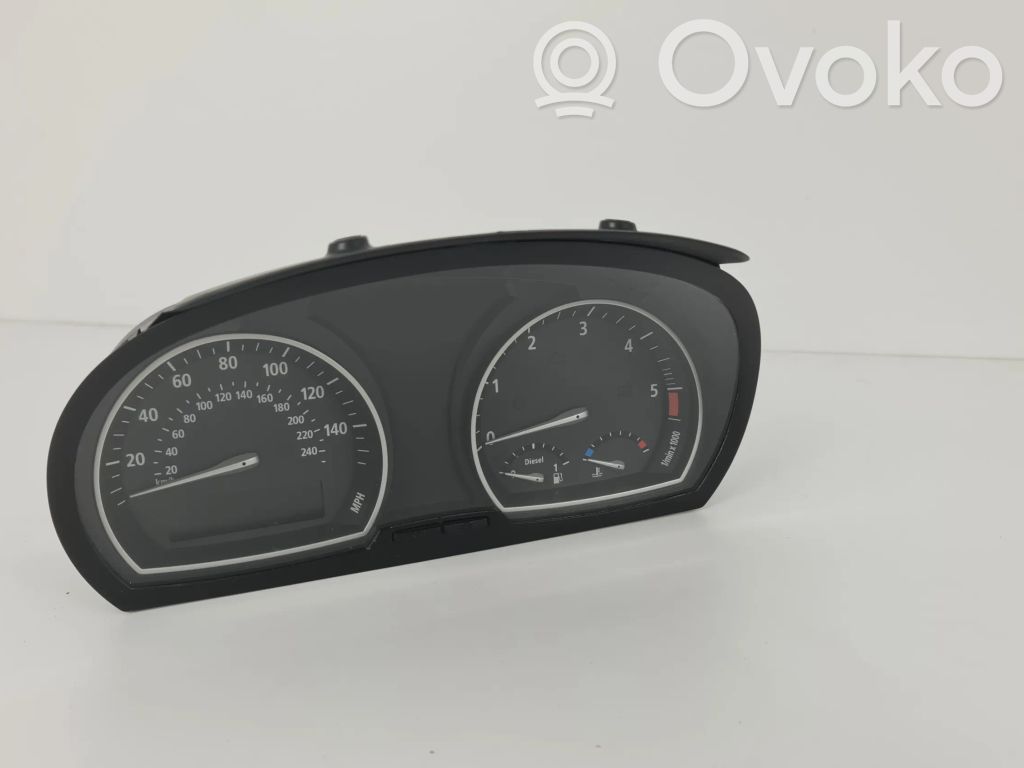 BMW X3 E83 Speedometer (instrument cluster) 