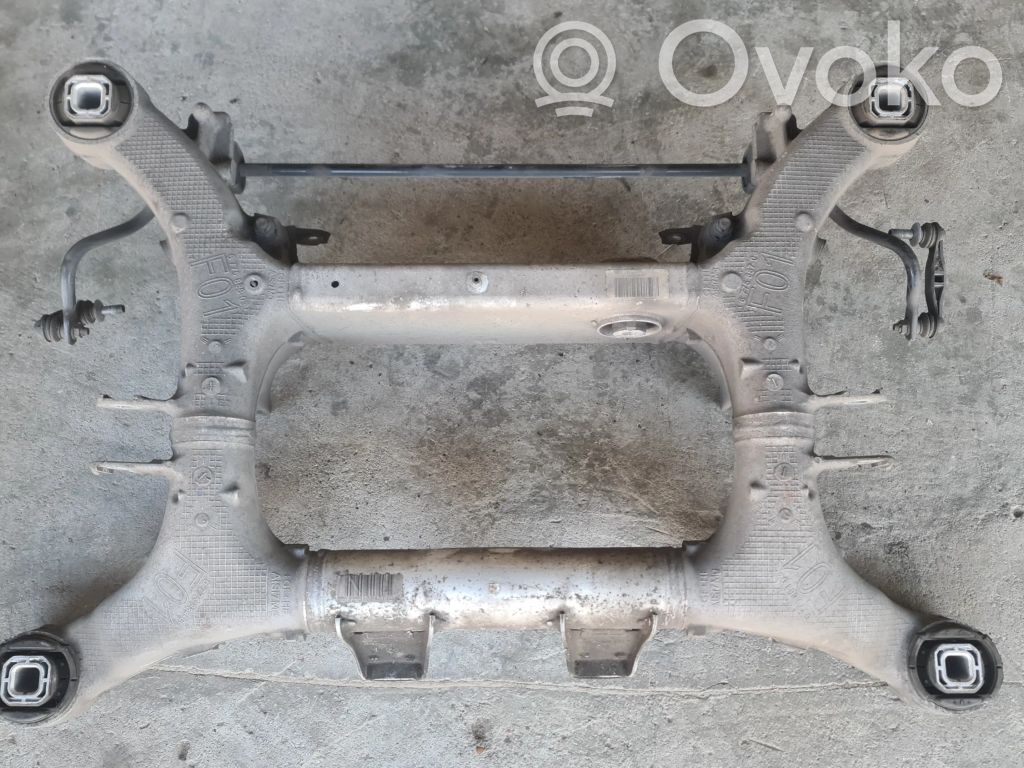 BMW 7 F01 F02 F03 F04 Galinis traversas 