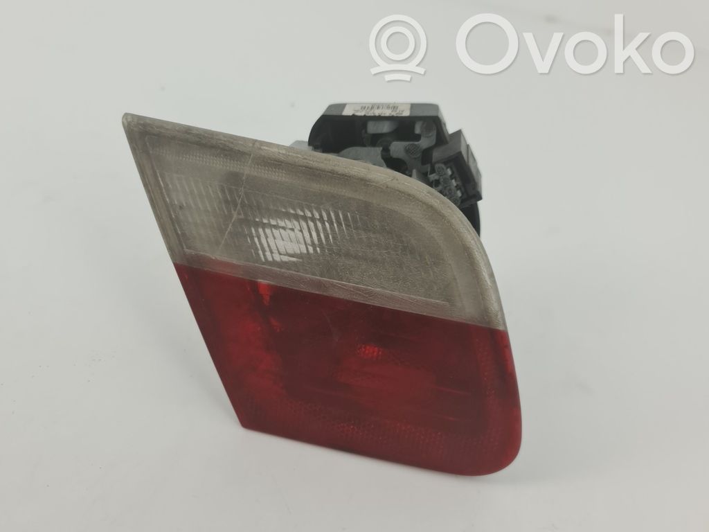 BMW 3 E46 Tailgate rear/tail lights 
