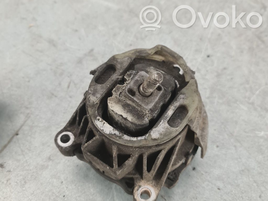 BMW X3 F25 Engine mount bracket 